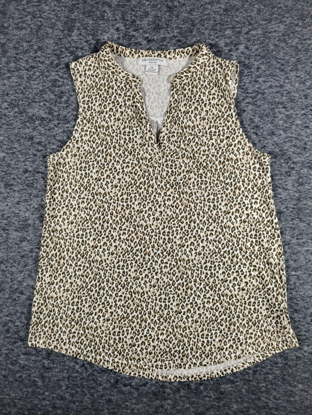 🔥Bundle 2 For $7🔥Liz Claiborne Petite leopard print tank top,women's S petite
